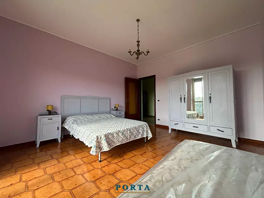 Immagine 30 di Casa indipendente in vendita  a Barolo