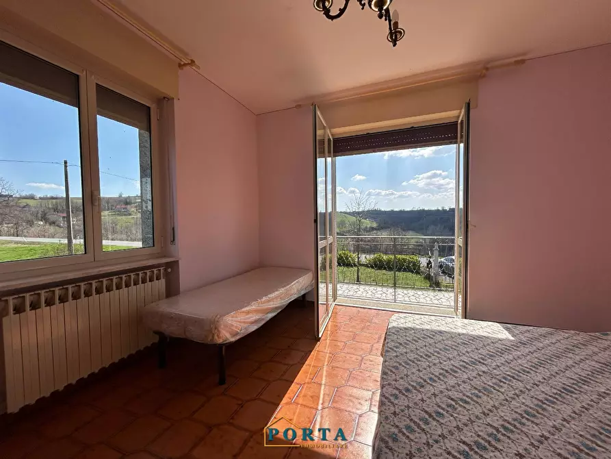 Immagine 29 di Casa indipendente in vendita  a Barolo