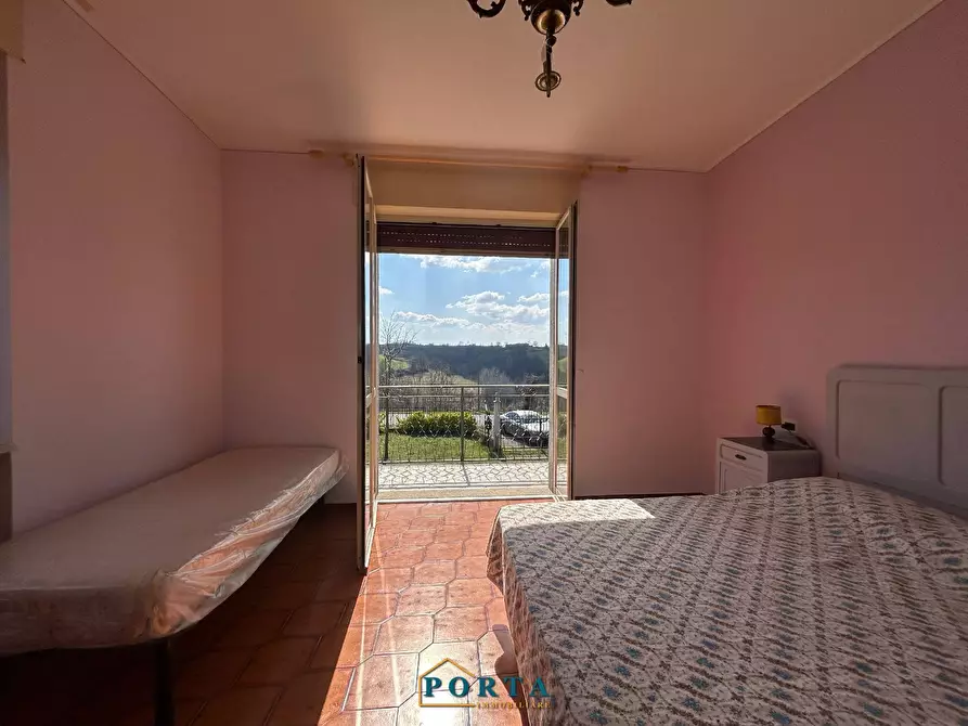 Immagine 36 di Casa indipendente in vendita  a Barolo