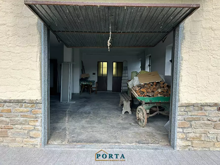 Immagine 69 di Casa indipendente in vendita  a Barolo