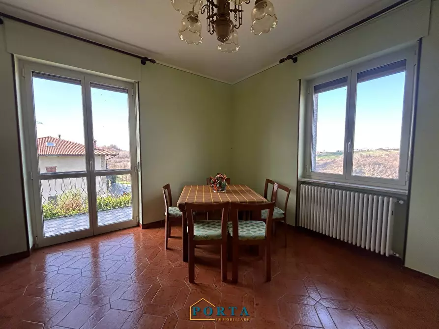 Immagine 53 di Casa indipendente in vendita  a Barolo