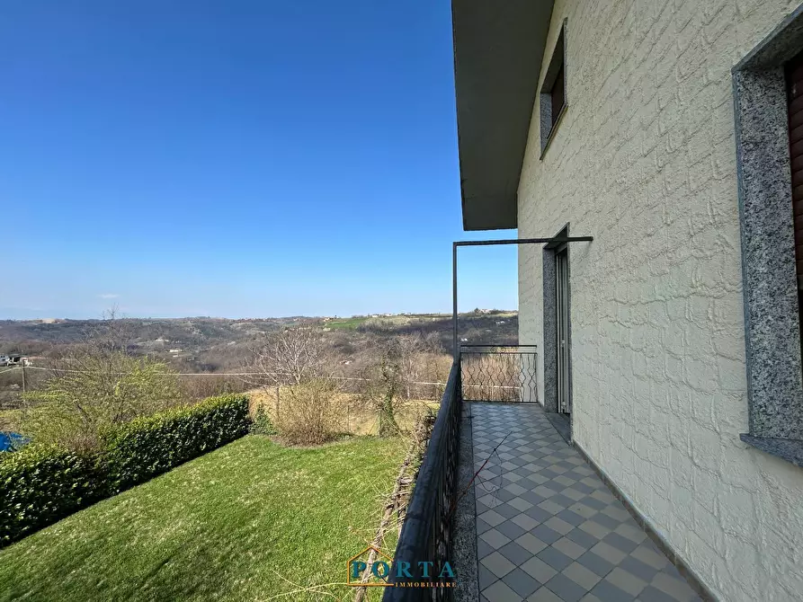 Immagine 55 di Casa indipendente in vendita  a Barolo