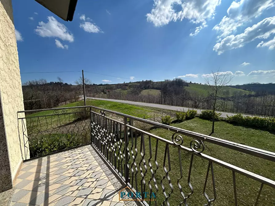 Immagine 37 di Casa indipendente in vendita  a Barolo