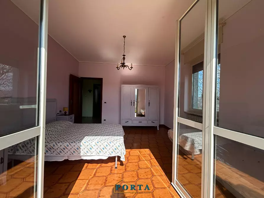 Immagine 40 di Casa indipendente in vendita  a Barolo