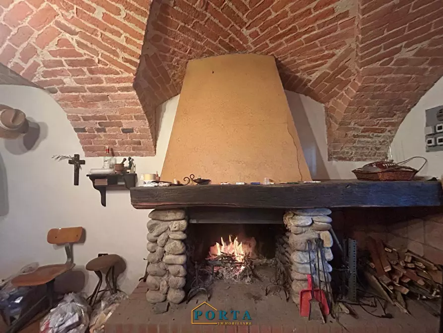 Immagine 8 di Rustico / casale in vendita  in Strada Giovenala snc a Carrù