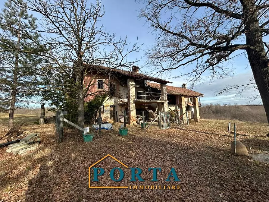 Immagine 2 di Rustico / casale in vendita  in Strada Giovenala snc a Carrù
