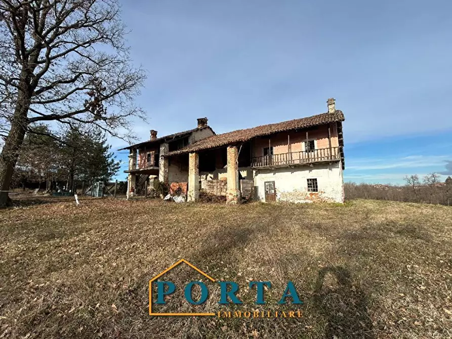 Immagine 3 di Rustico / casale in vendita  in Strada Giovenala snc a Carrù