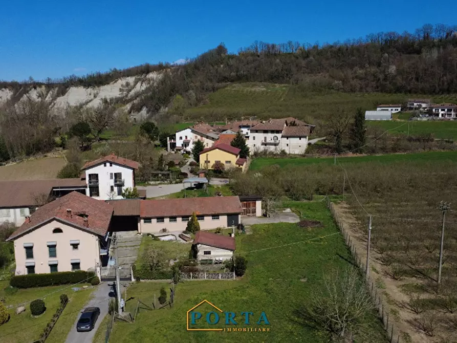 Immagine 2 di Casa indipendente in vendita  in Località isola soprana 1 a Barolo