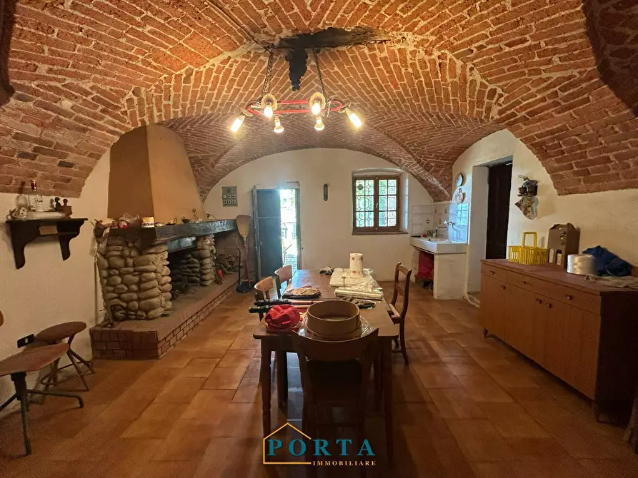 Immagine 12 di Rustico / casale in vendita  in Strada Giovenala snc a Carrù