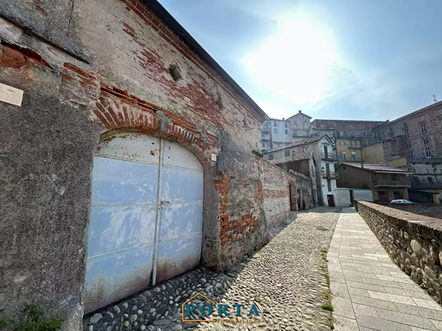 Immagine 45 di Appartamento in vendita  in Via delle Scuole 9 a Mondovì