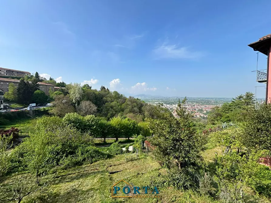 Immagine 49 di Appartamento in vendita  in Via delle Scuole 9 a Mondovì