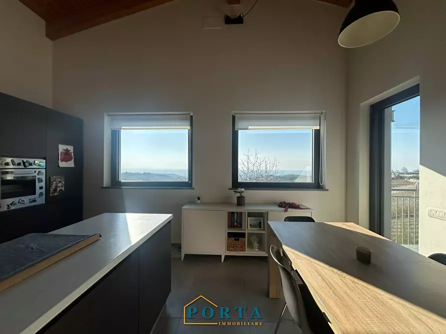 Immagine 6 di Villa in vendita  in Cascina Roreto 6 a Barolo