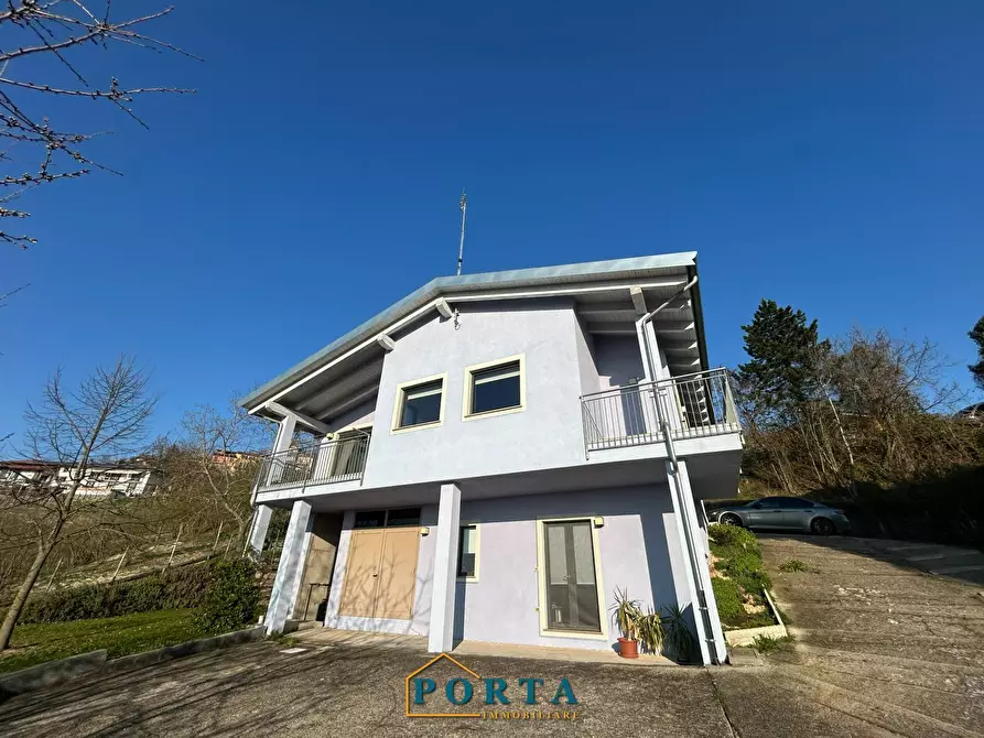 Immagine 33 di Villa in vendita  in Cascina Roreto 6 a Barolo