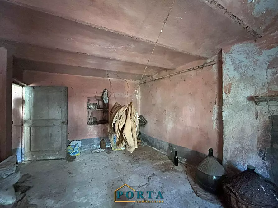 Immagine 12 di Rustico / casale in vendita  in Località Peironi 20 a Barolo