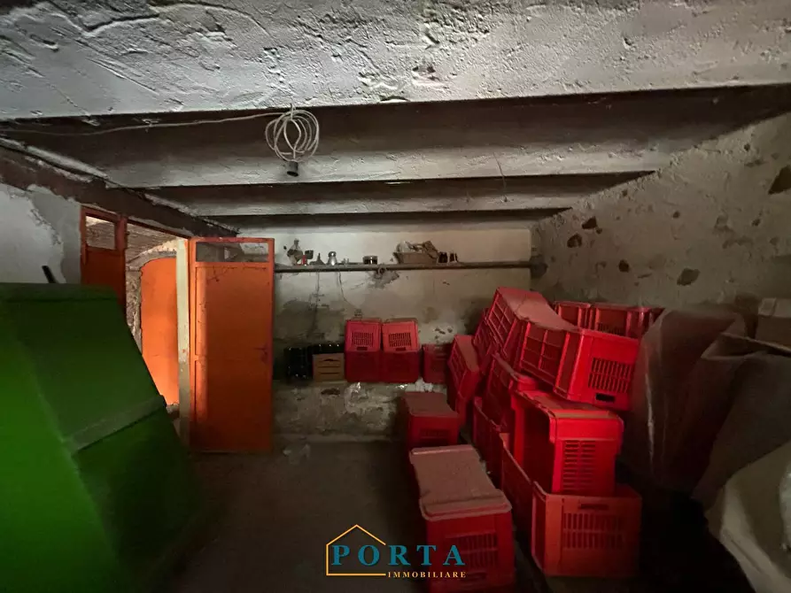 Immagine 14 di Rustico / casale in vendita  in Località Peironi 20 a Barolo