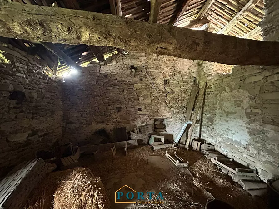 Immagine 15 di Rustico / casale in vendita  in Località Peironi 20 a Barolo