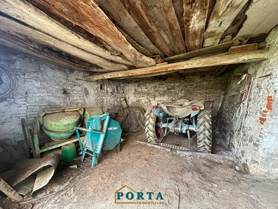 Immagine 20 di Rustico / casale in vendita  in Località Peironi 20 a Barolo