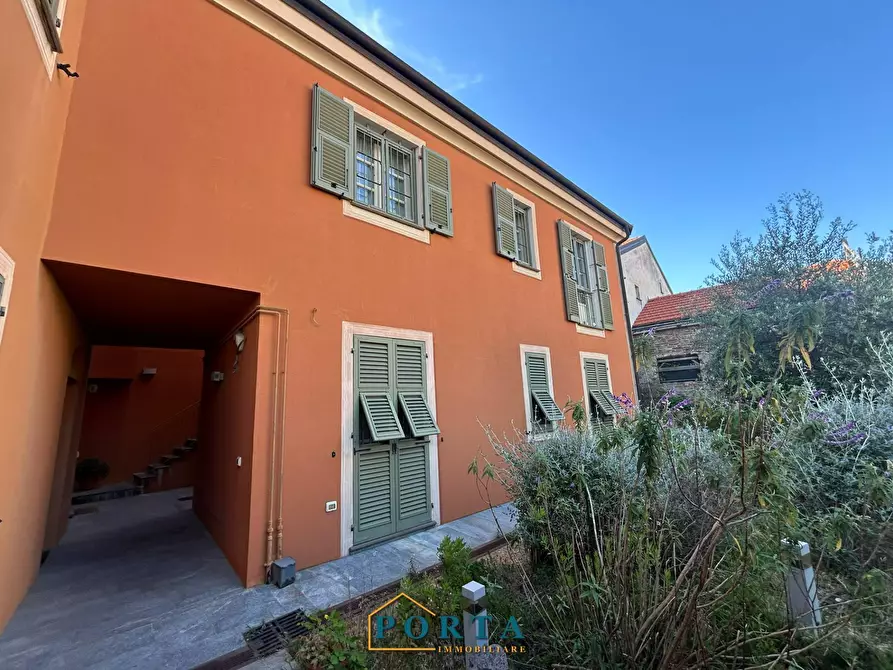 Immagine 4 di Appartamento in vendita  in Via Bellavista 47 a Savona