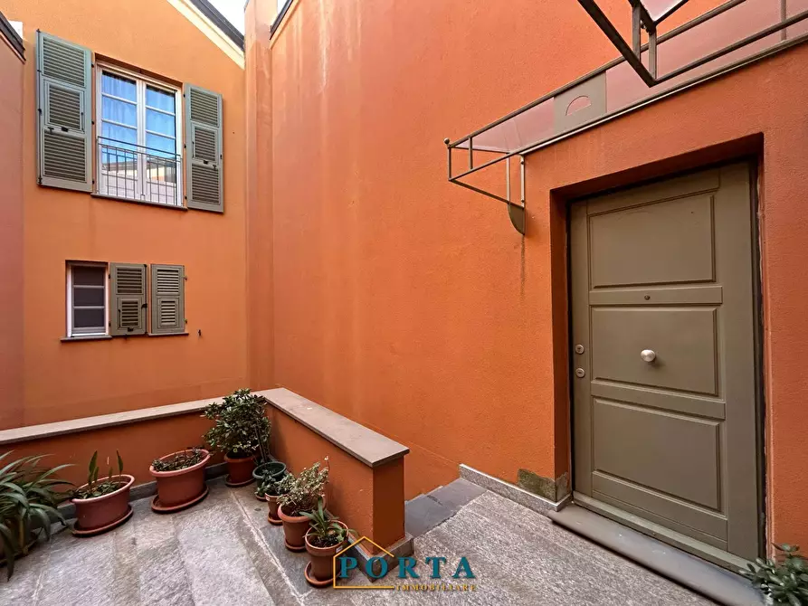Immagine 5 di Appartamento in vendita  in Via Bellavista 47 a Savona