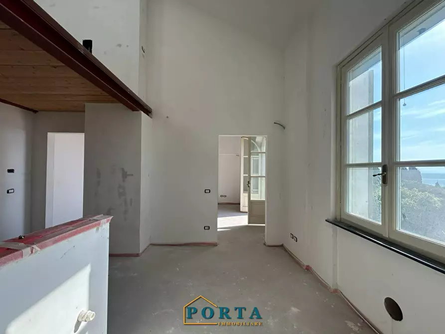 Immagine 10 di Appartamento in vendita  in Via Bellavista 47 a Savona