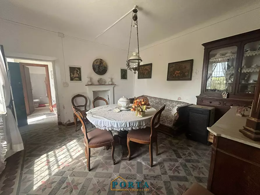 Immagine 3 di Casa indipendente in vendita  a Carrù