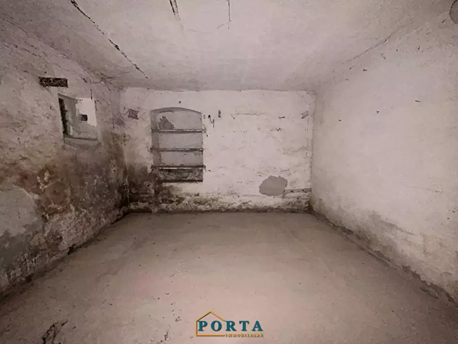Immagine 36 di Casa indipendente in vendita  a Carrù