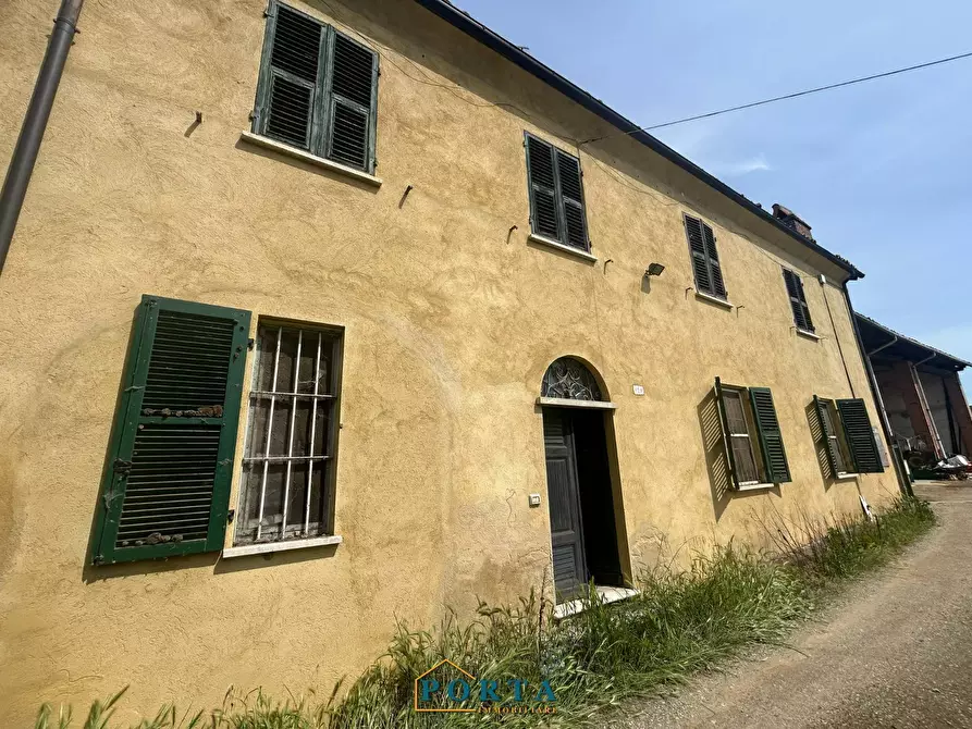 Immagine 39 di Casa indipendente in vendita  a Carrù
