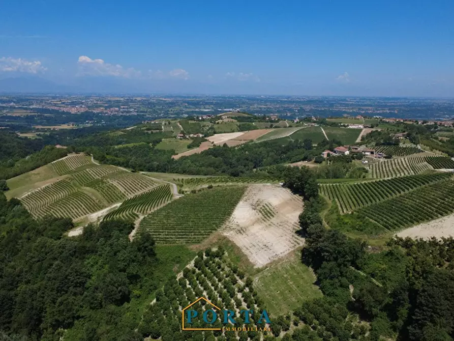 Immagine 3 di Casa indipendente in vendita  in Borgata Prà del Pozzo 8 a Barolo