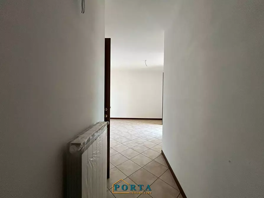 Immagine 26 di Palazzo in vendita  in Via Carlevaris a Briaglia