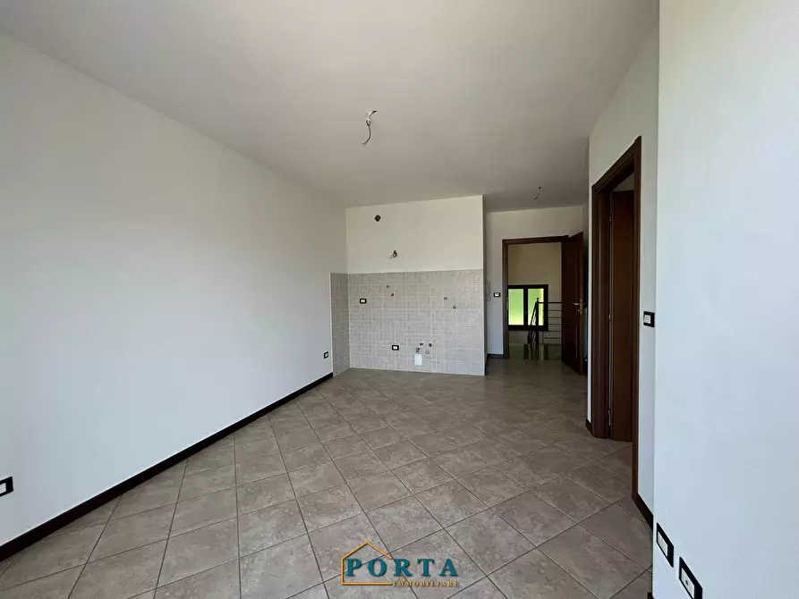 Immagine 35 di Palazzo in vendita  in Via Carlevaris a Briaglia