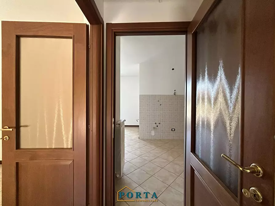 Immagine 58 di Palazzo in vendita  in Via Carlevaris a Briaglia