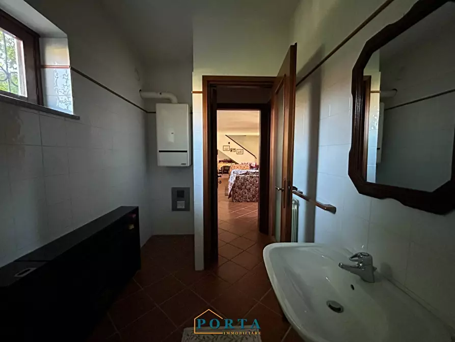 Immagine 14 di Casa indipendente in vendita  in Frazione Naviante 12 a Barolo