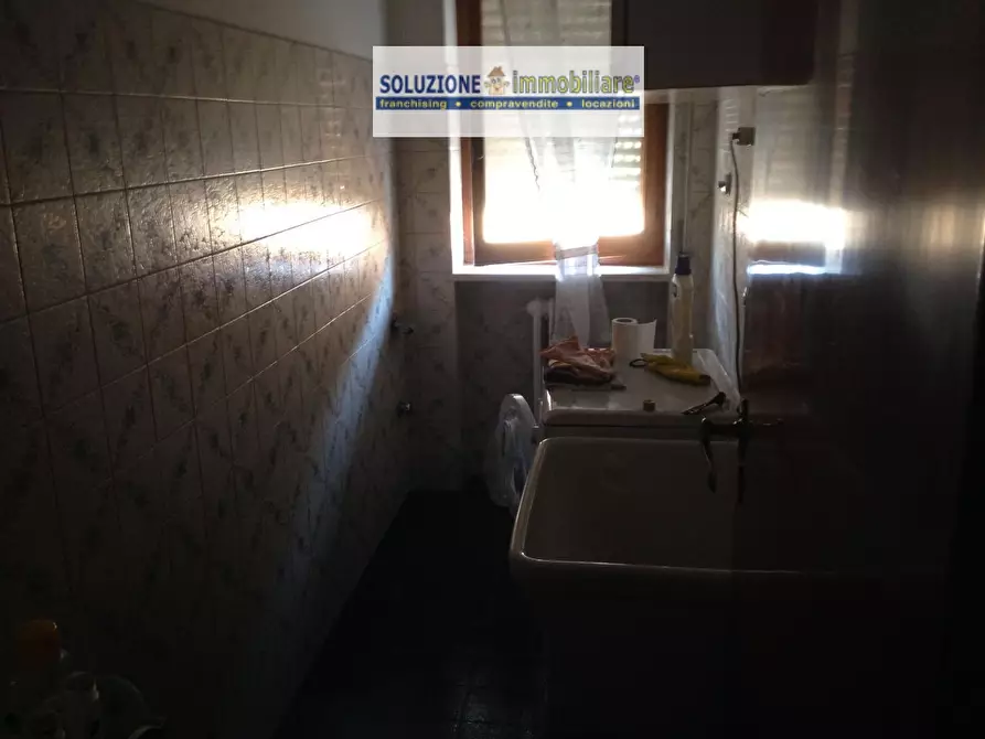 Immagine 14 di Casa semindipendente in affitto  in Viale B. Croce a Chieti