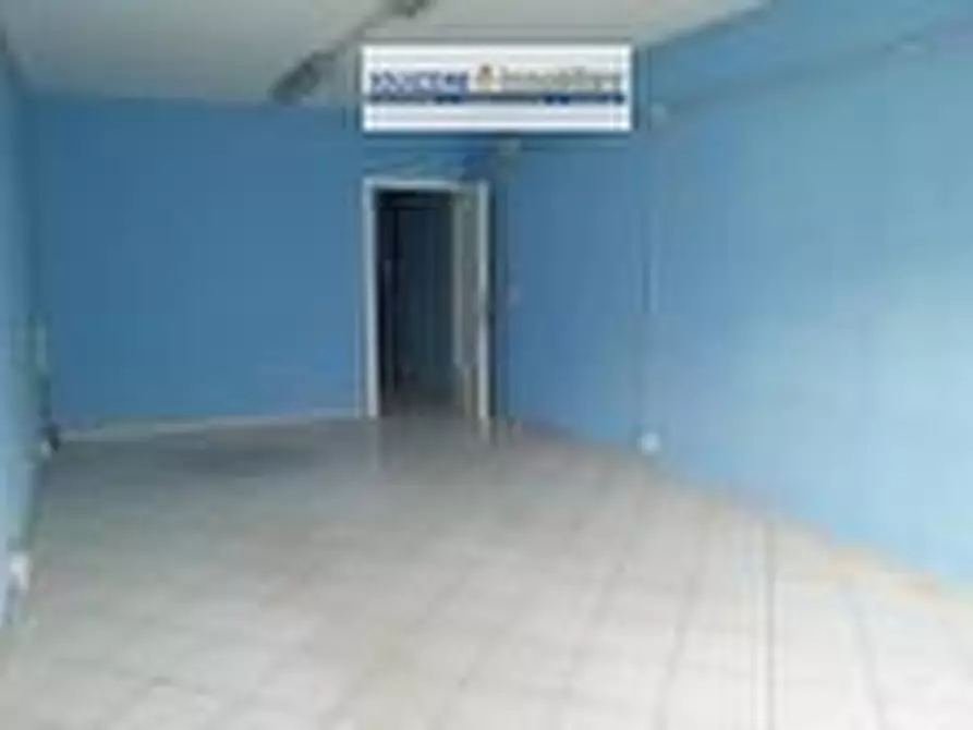 Immagine 7 di Capannone industriale in affitto  in Via Penne 53 a Chieti