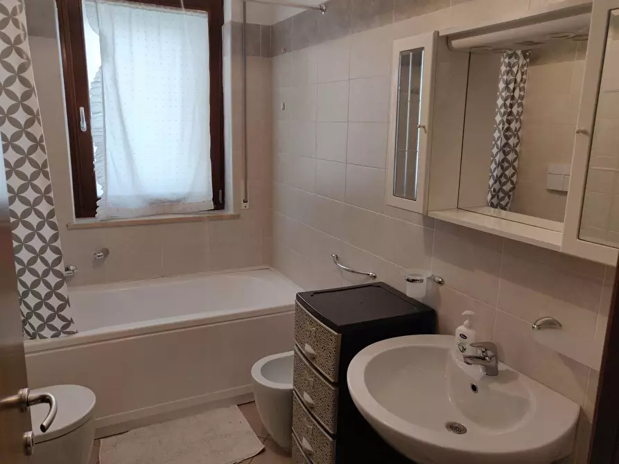 Immagine 18 di Casa semindipendente in affitto  in Via Bari a Chieti