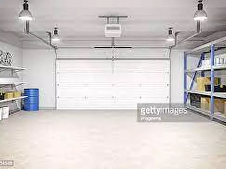 Immagine 15 di Box auto in affitto  in Via Papa Giovanni Paolo ii 130 a Chieti