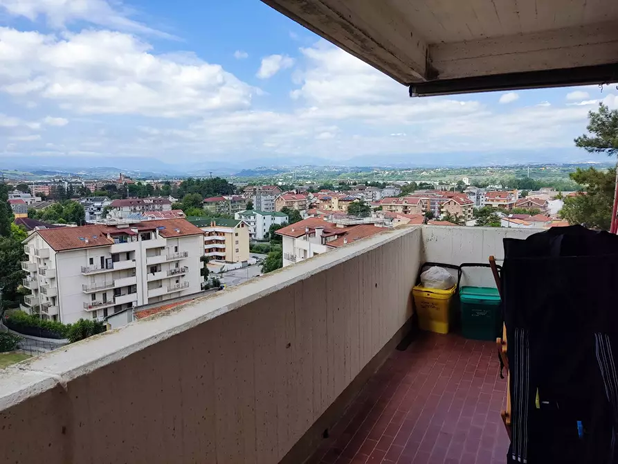 Immagine 12 di Appartamento in affitto  in Via Colle Dell'Ara a Chieti
