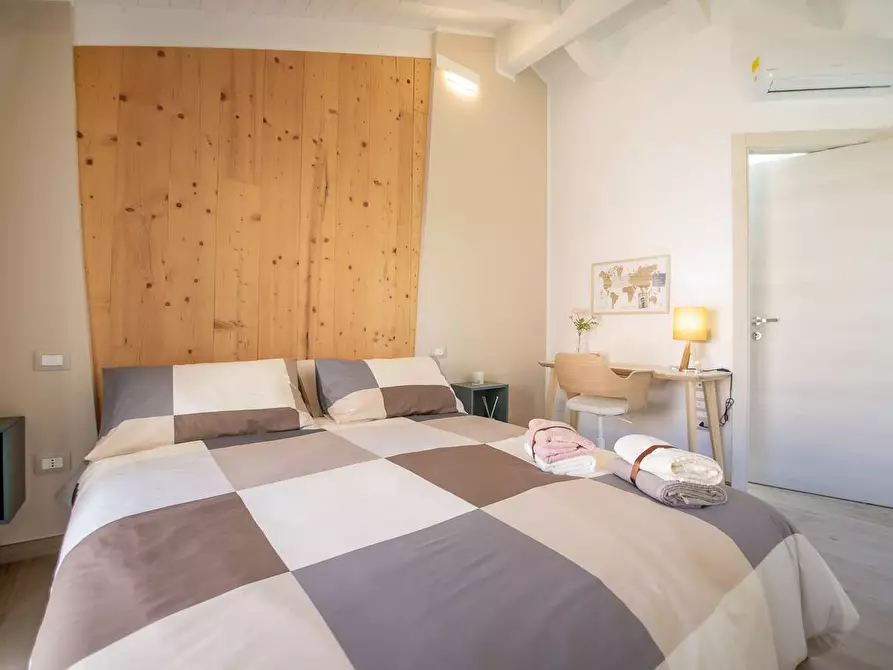 Immagine 16 di Villa in affitto  in Viale B. Croce 18 a Chieti