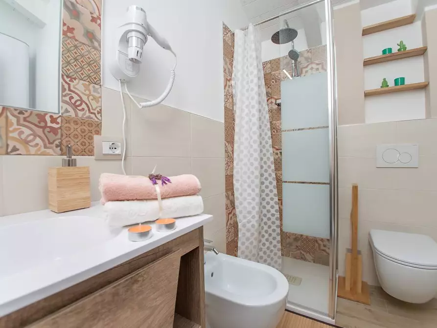 Immagine 18 di Villa in affitto  in Viale B. Croce 18 a Chieti