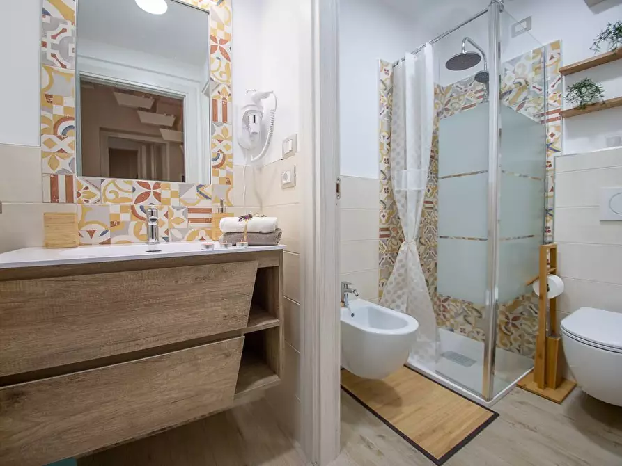 Immagine 19 di Villa in affitto  in Viale B. Croce 18 a Chieti