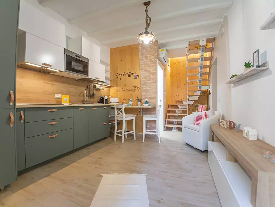 Immagine 2 di Villa in affitto  in Viale B. Croce 18 a Chieti