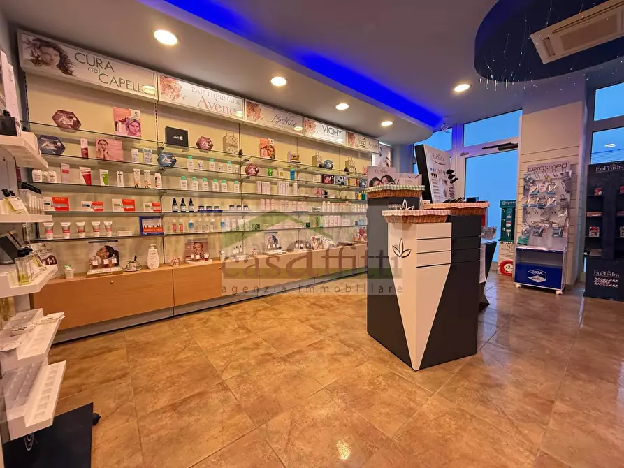 Immagine 11 di Attività commerciale in vendita  in Via Papa Giovanni Paolo II 7 a Chieti