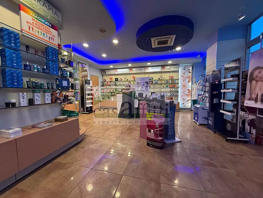 Immagine 16 di Attività commerciale in vendita  in Via Papa Giovanni Paolo II 7 a Chieti