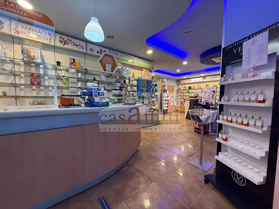 Immagine 17 di Attività commerciale in vendita  in Via Papa Giovanni Paolo II 7 a Chieti