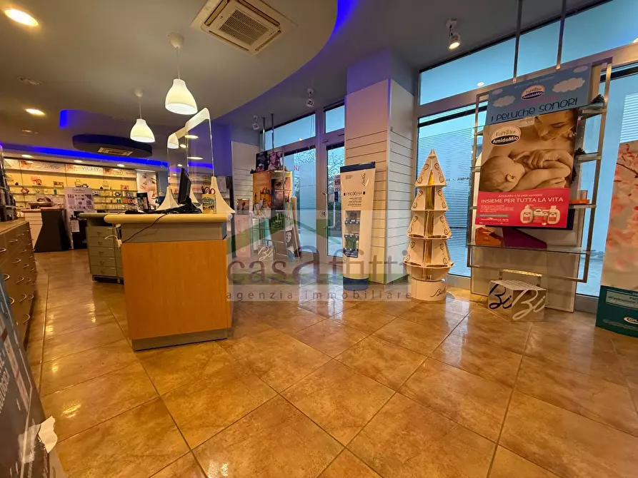 Immagine 20 di Attività commerciale in vendita  in Via Papa Giovanni Paolo II 7 a Chieti