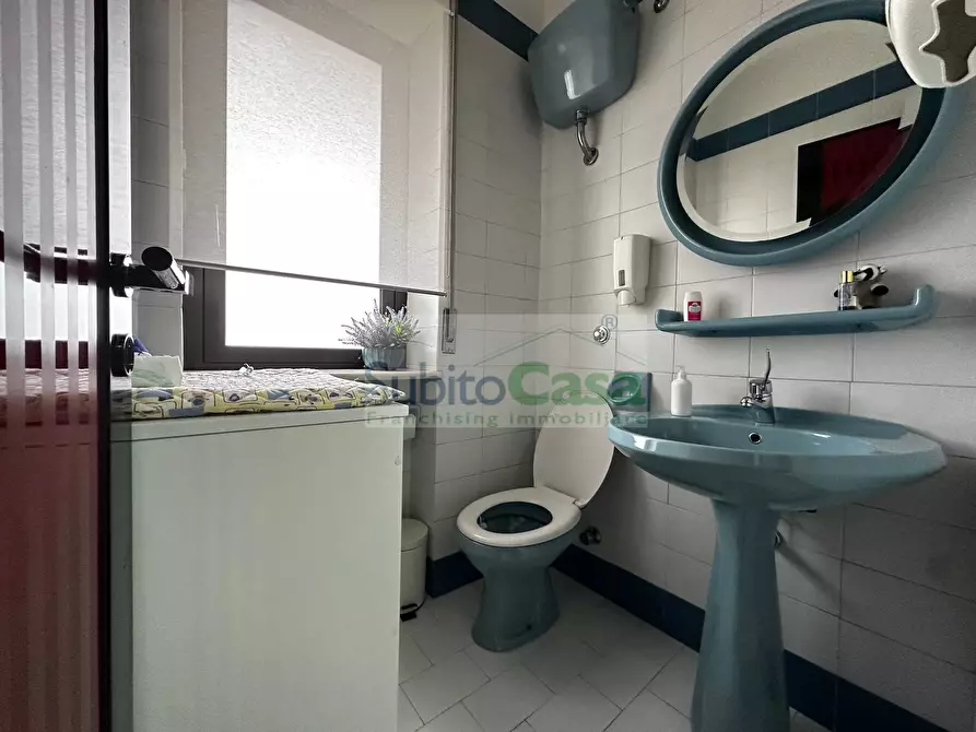 Immagine 9 di Ufficio in affitto  in Viale Abruzzo 20 a Chieti