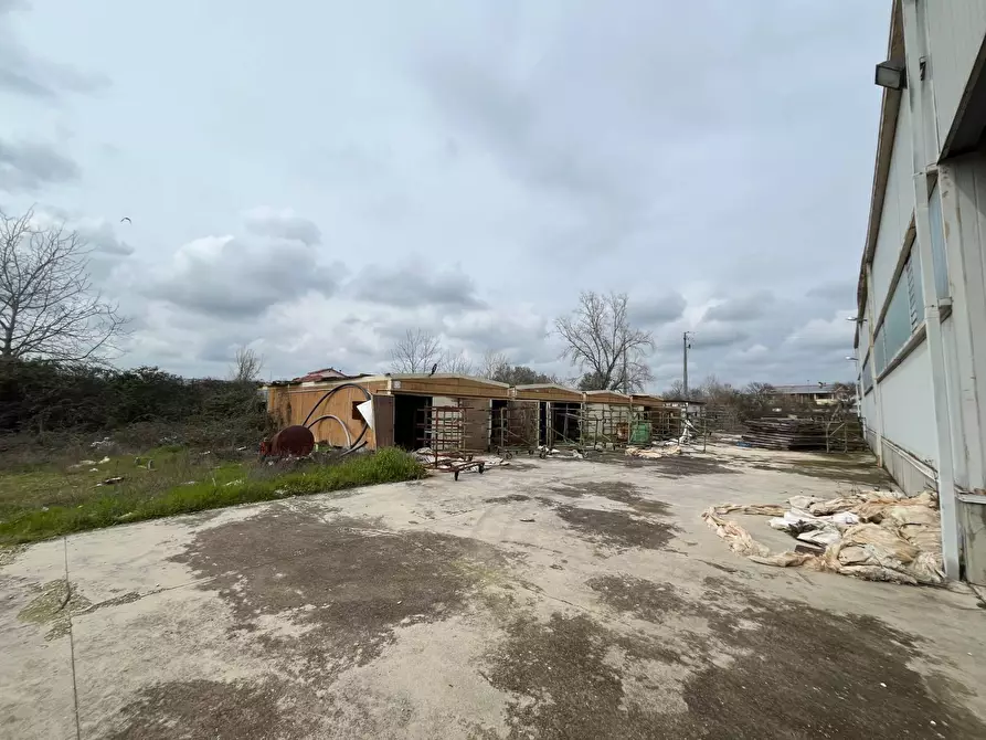 Immagine 24 di Capannone industriale in vendita  in Strada Provinciale 20 a Abbateggio