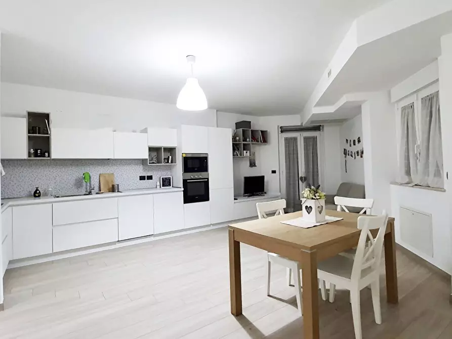 Immagine 9 di Appartamento in affitto  in Piazza Marconi 70 a Chieti