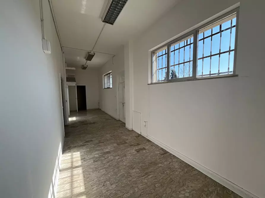 Immagine 7 di Locale commerciale in affitto  in Via Pietro Nenni 115 a Paglieta