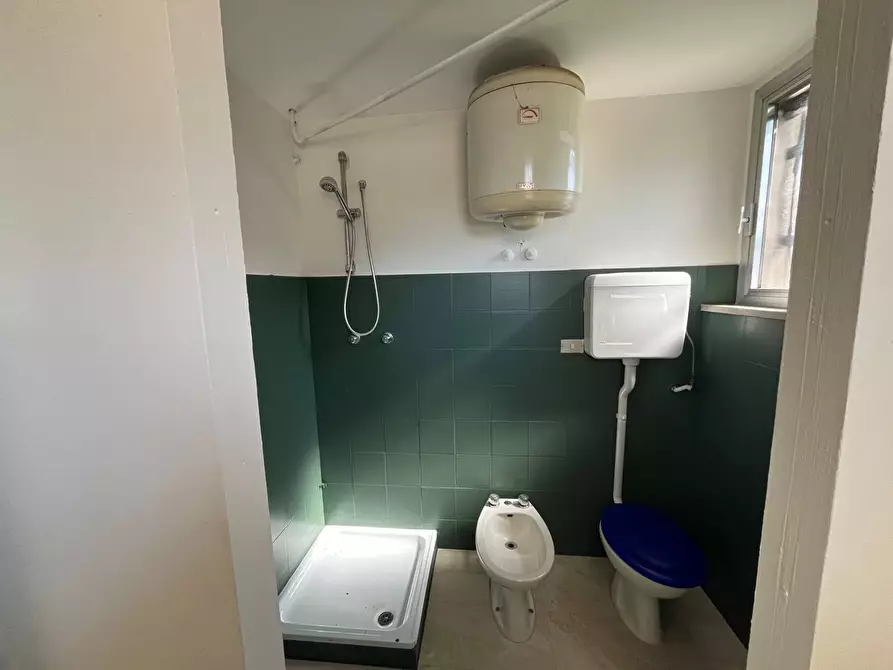 Immagine 12 di Locale commerciale in affitto  in Via Pietro Nenni 115 a Paglieta